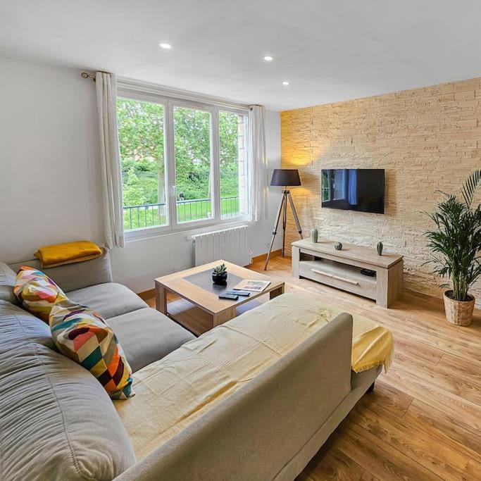 L'Escale Caennaise Apartment Bagian luar foto