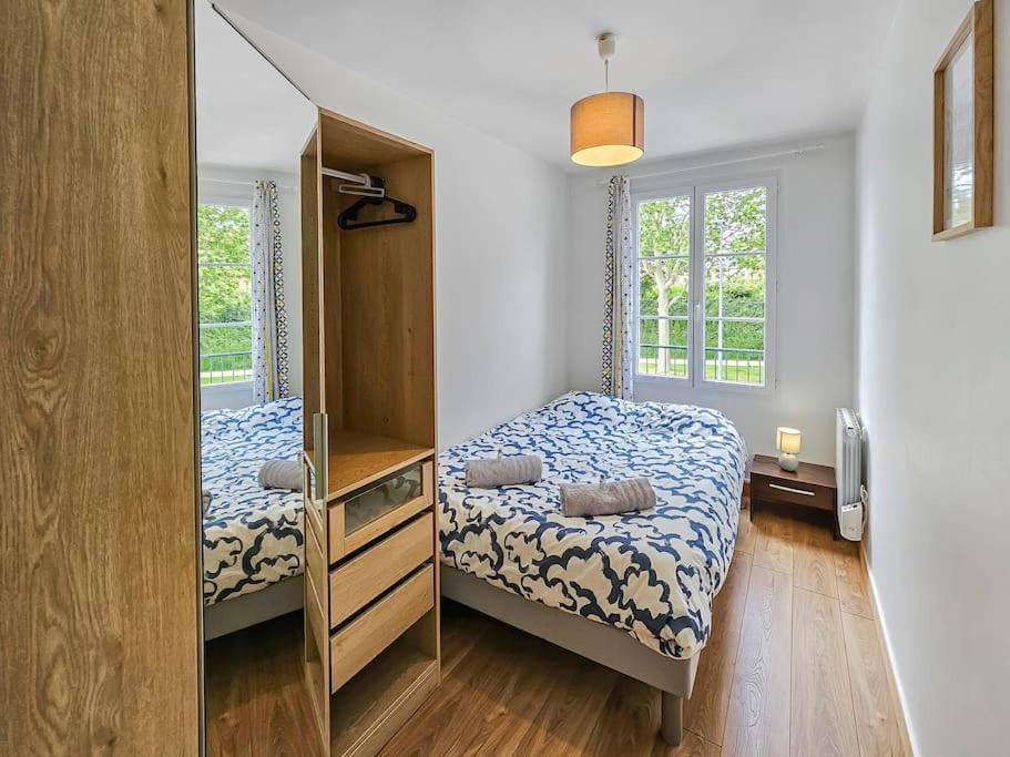 L'Escale Caennaise Apartment Bagian luar foto
